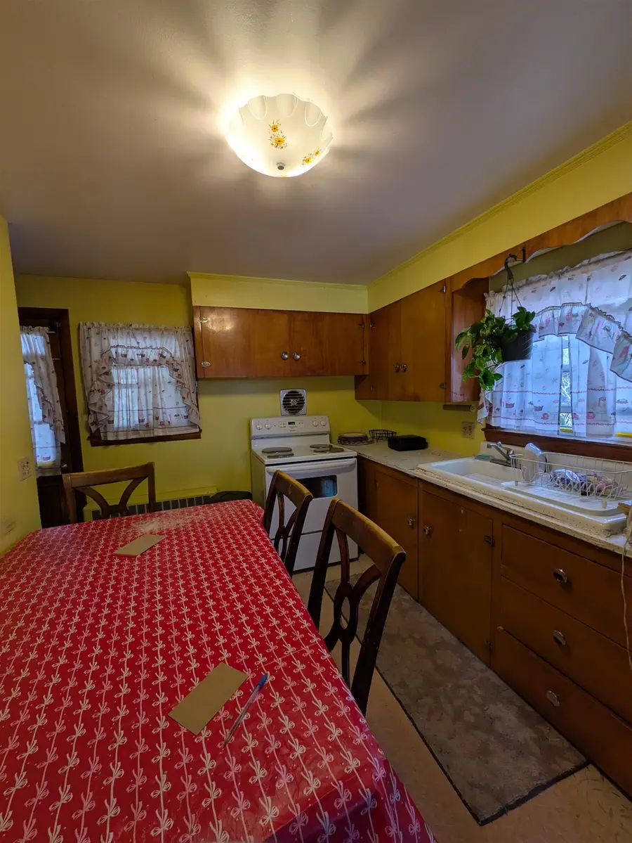 185 Cameron Street, Manchester, NH 03103 - #2