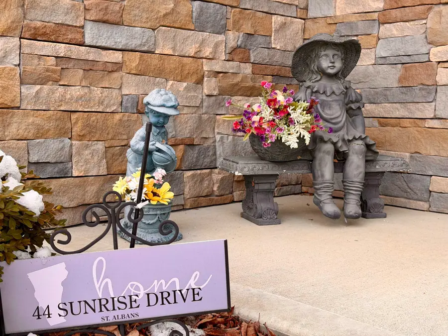 44 Sunrise Drive, Saint Albans, VT 05478 - #2