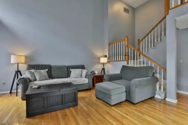 53 Hickory Lane, Windham, NH 03087