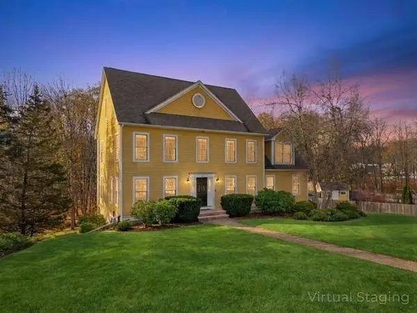 12 Runaway Road, Newfields, NH 03856