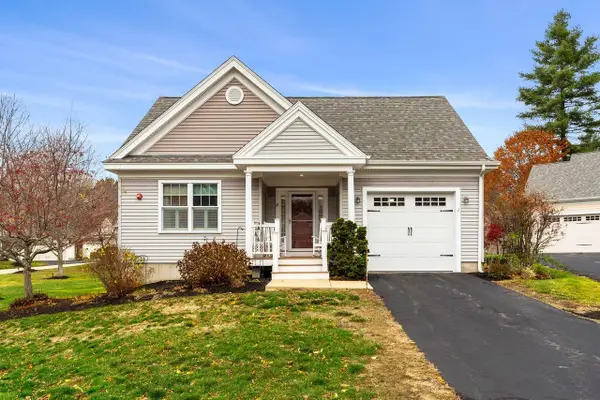 12 Mill Pond Road, Brentwood, NH 03833