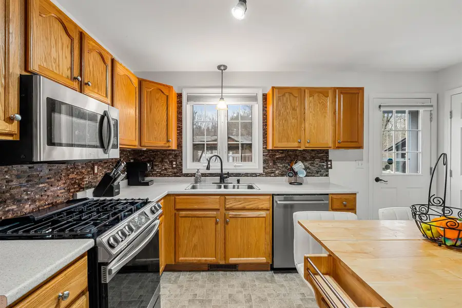 19 Whittemore Road, Pembroke, NH 03275-3130 - #2