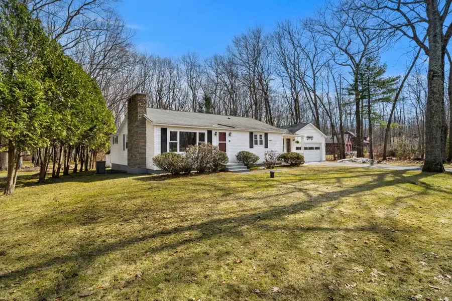 53 Seaverns Bridge Road, Amherst, NH 03031 - #3