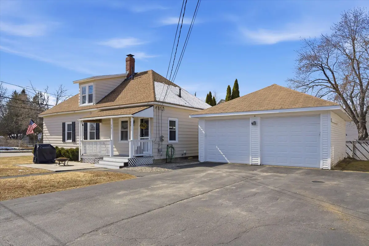 38 Garden Street, Manchester, NH 03103 - #1