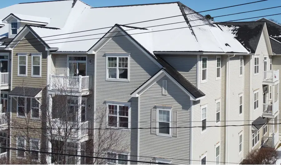 61 Pearl Street #33, Essex Junction, VT 05452 - #2