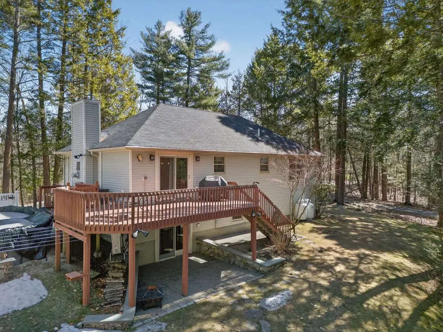 21 Spruce Lane, Dover, NH 03820 - #2