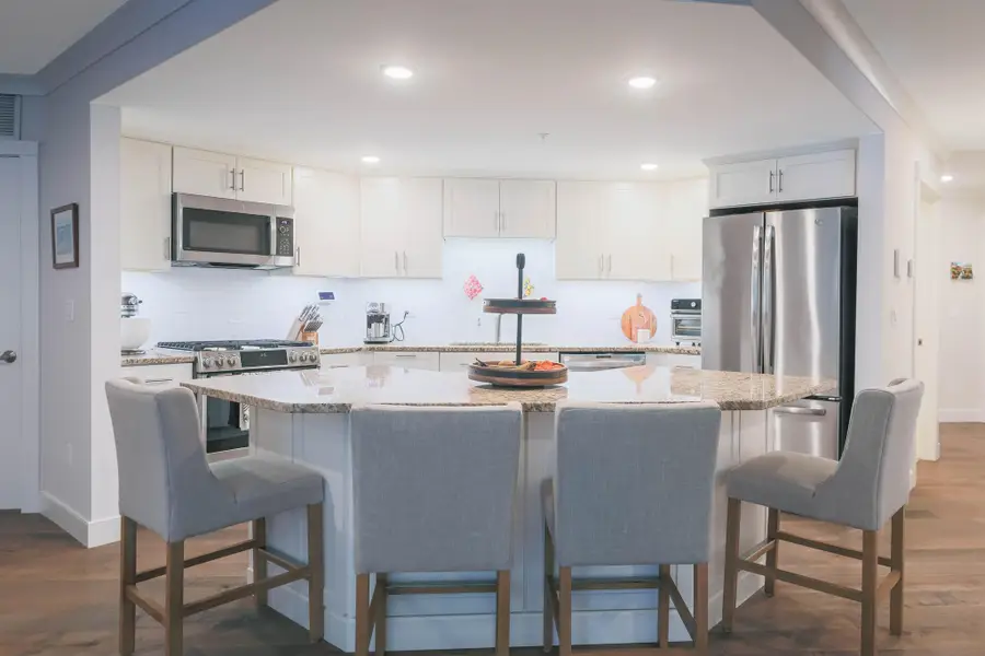 2075 Lafayette Road #A18, Portsmouth, NH 03801 - #3