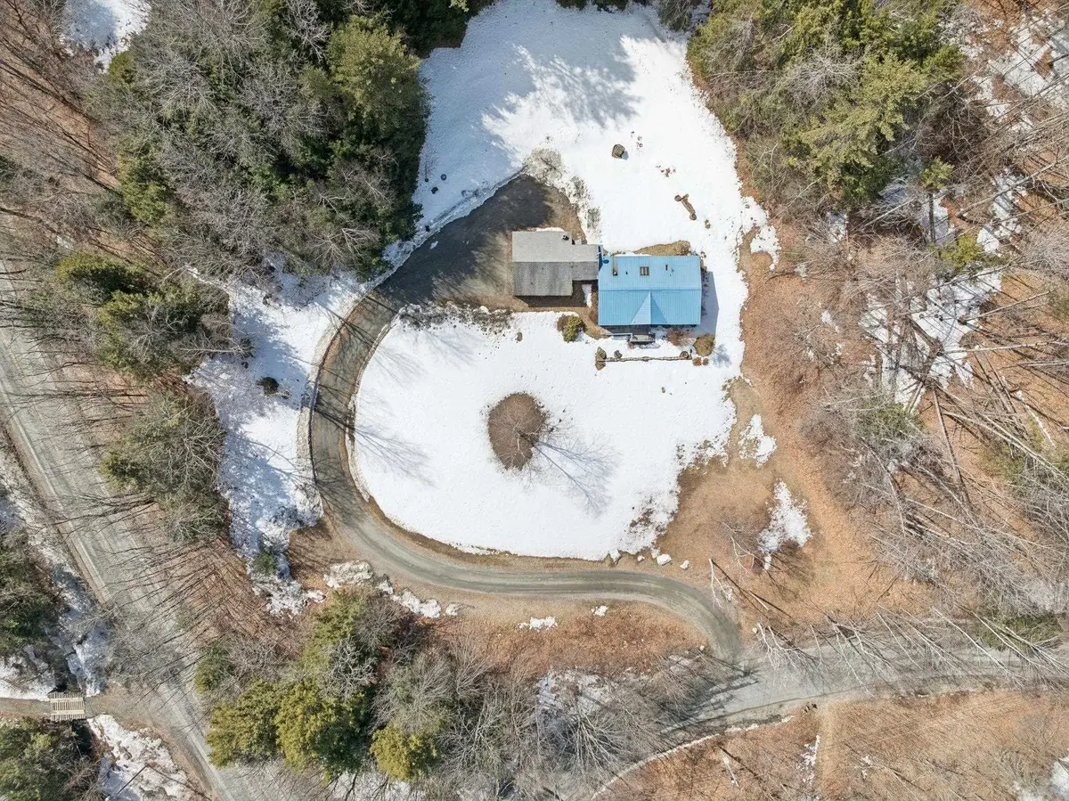 7 Best Road, Hartland, VT 05089 - #1