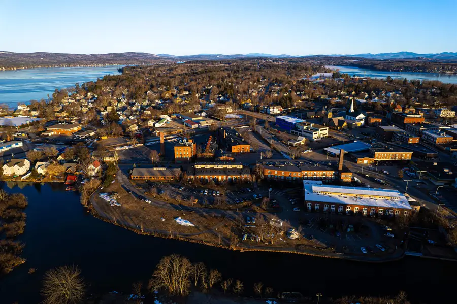 20 Baldwin Street, Laconia, NH 03246 - #2