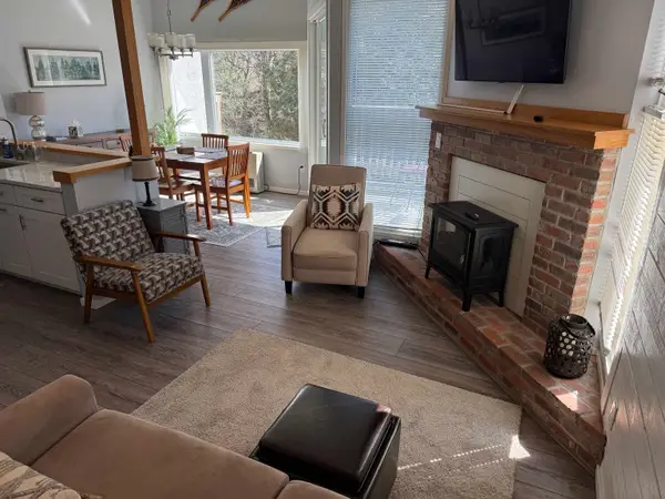 42 Lower Phase Road #10, Warren, VT 05674