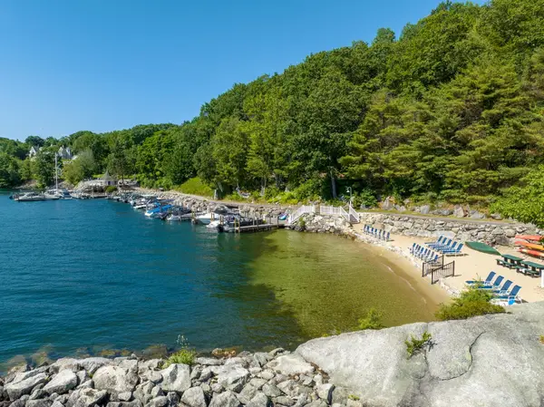 5 S Watch Road, Meredith, NH 03253