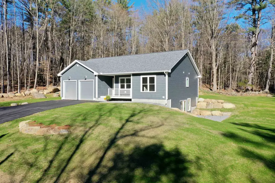 17 Fairgrounds Road, Bradford, NH 03221 - #2