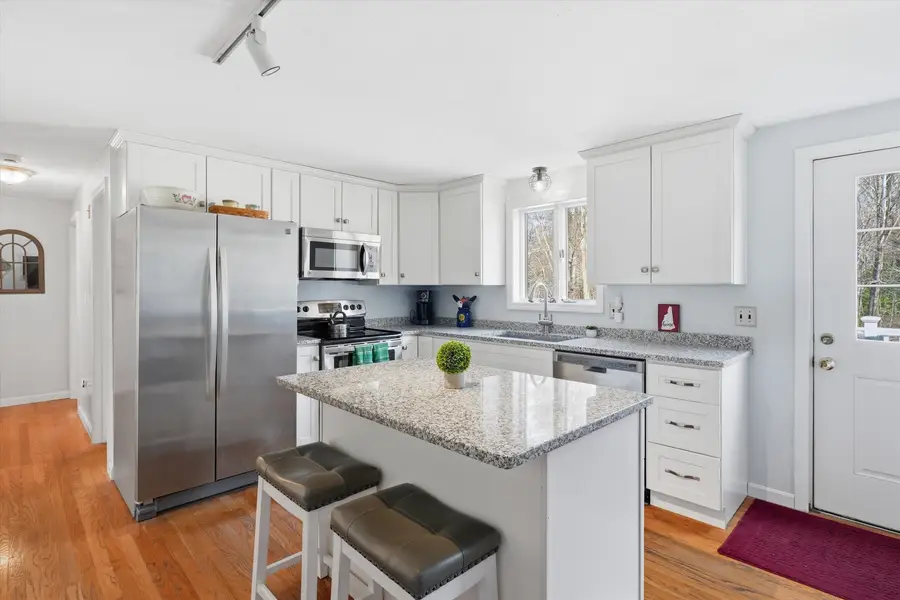 87 Overledge Extension, Derry, NH 03038 - #2