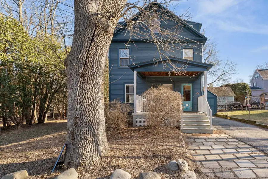 4 University Road, Burlington, VT 05401 - #2