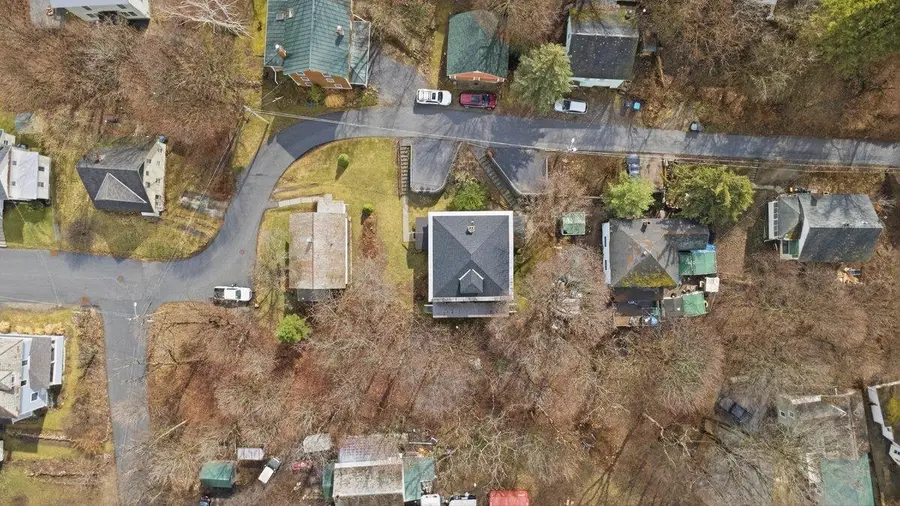 111-113 Booth Terrace, Bennington, VT 05201 - #3