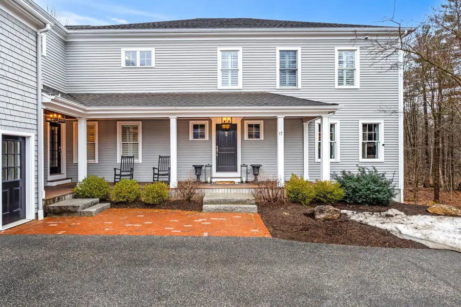 17 Canterbury Lane, Bedford, NH 03110 - #3