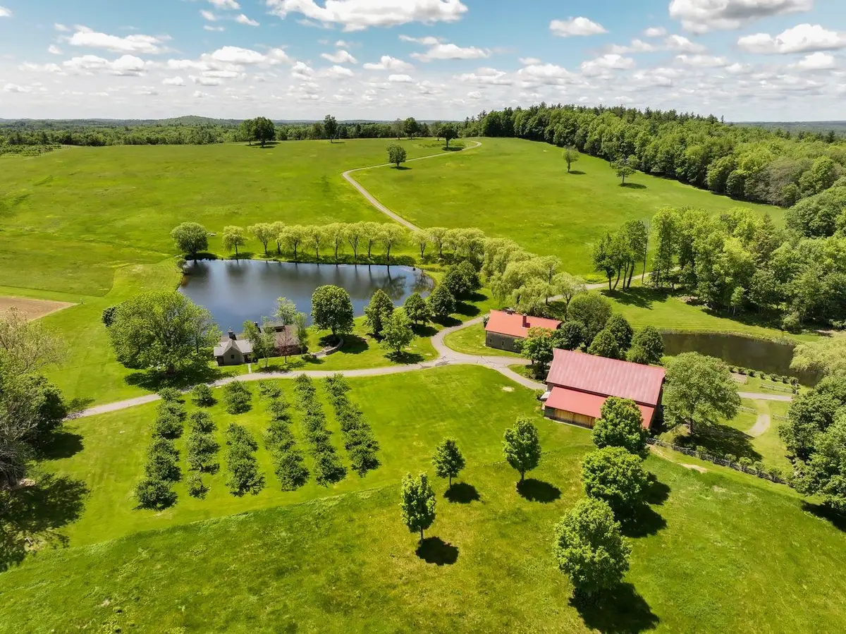 14 Bartlett Road, Kensington, NH 03833 - #1