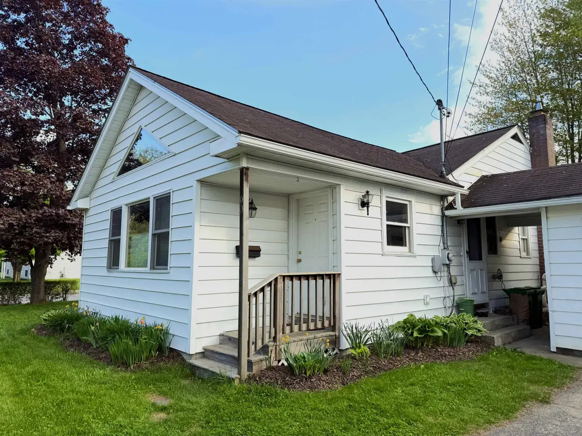 90 West Street, Essex Junction, VT 05452 - #1