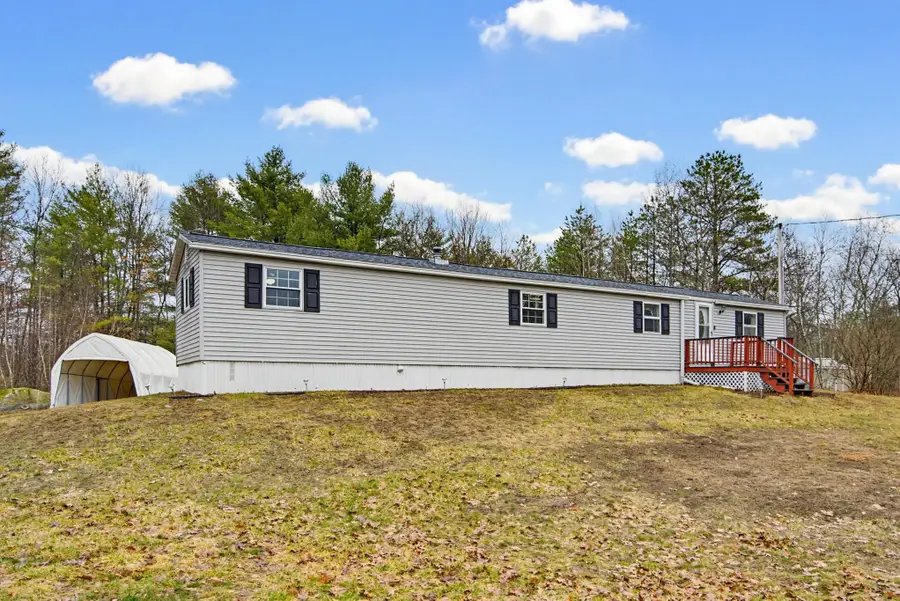 12 Acre Street, Raymond, NH 03077 - #3