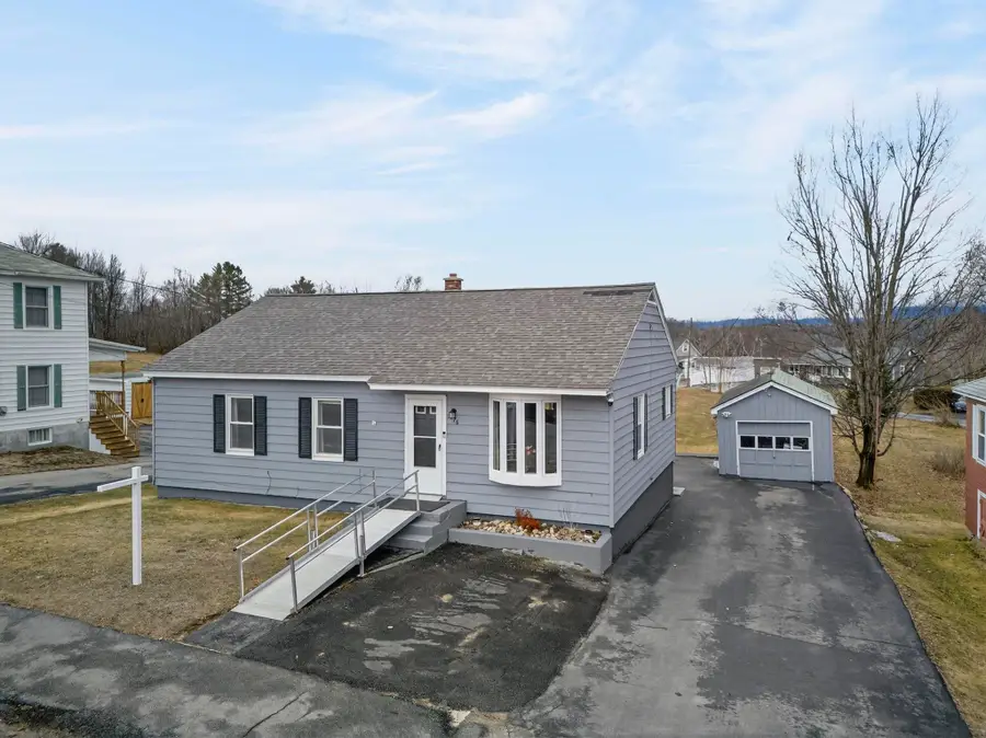 576 Hillside Avenue, Berlin, NH 03570 - #3