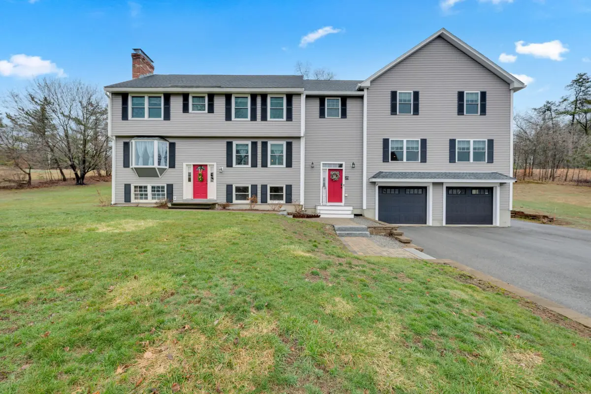 25 Riverview Circle, Litchfield, NH 03052 - #1