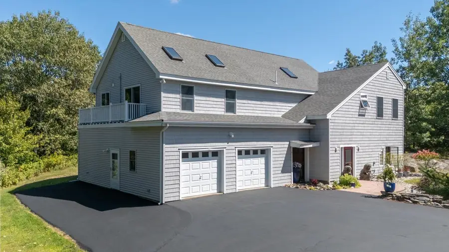 14 Cal Vista Drive, Dayton, ME 04005-7151 - #3