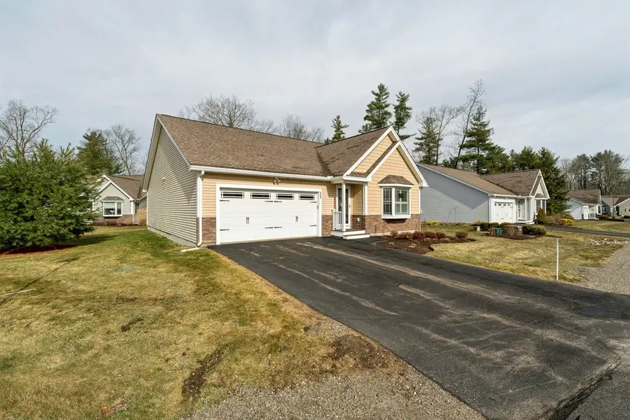 11 Castle Court, Kingston, NH 03848 - #2