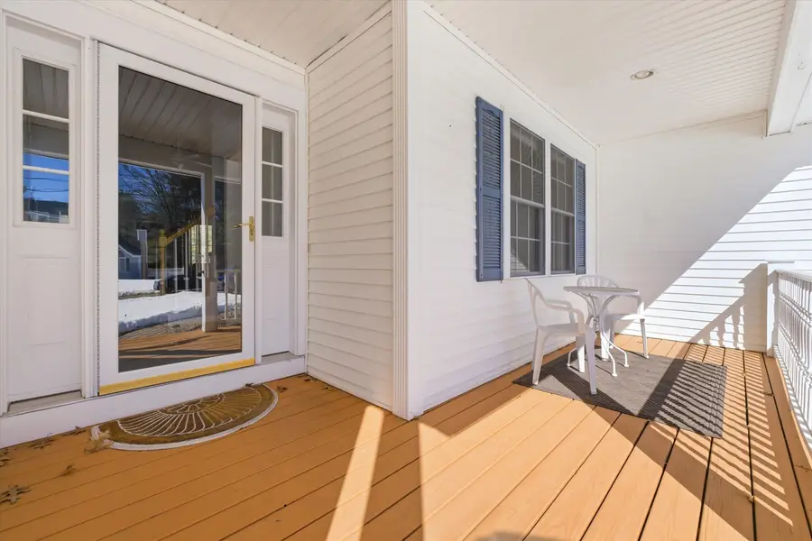 6 Patricia Lane, Amherst, NH 03031 - #3