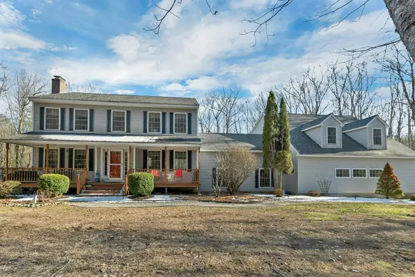 59 Davis Crossing Road, New Durham, NH 03855