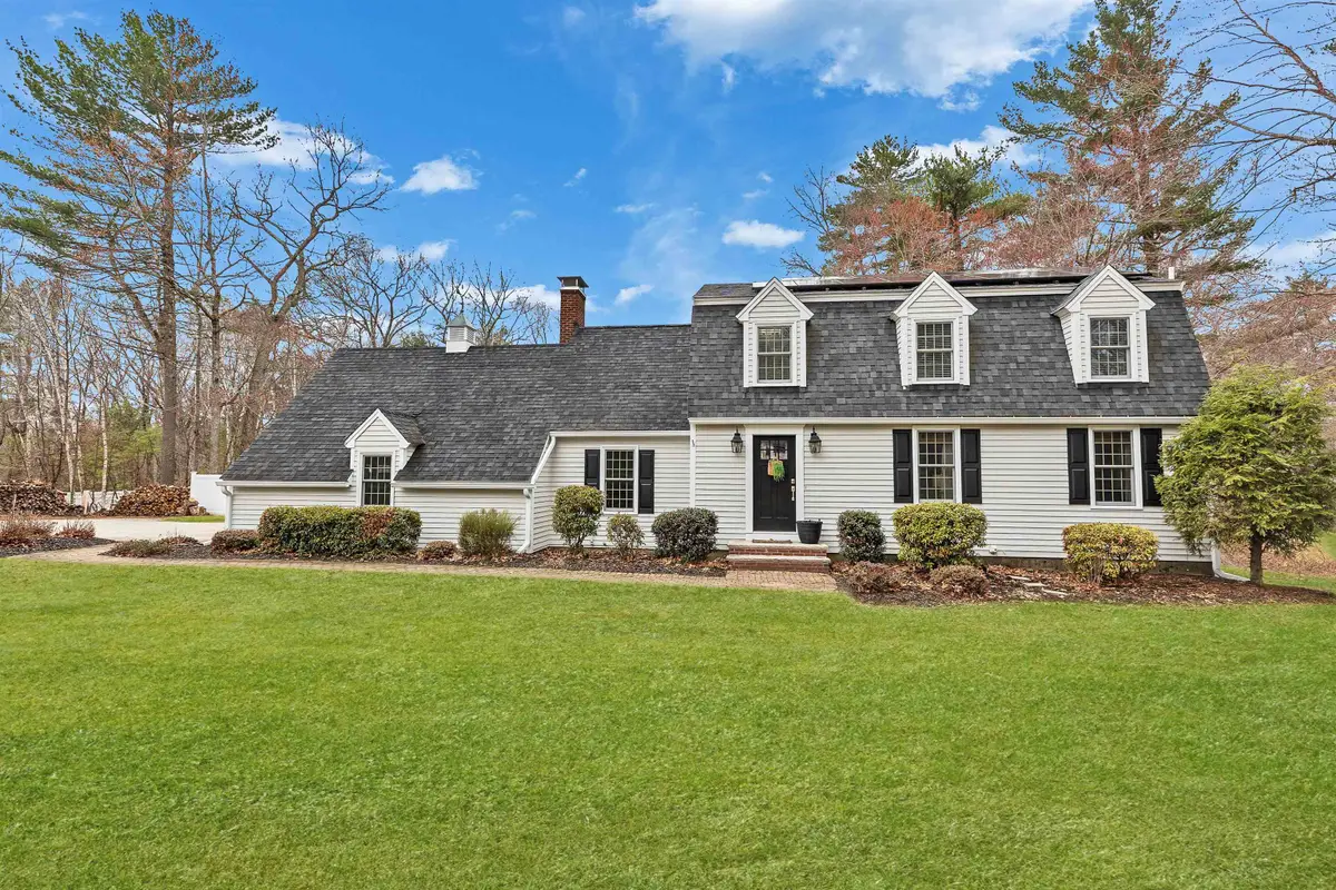 7 Kent Street, Windham, NH 03087 - #1