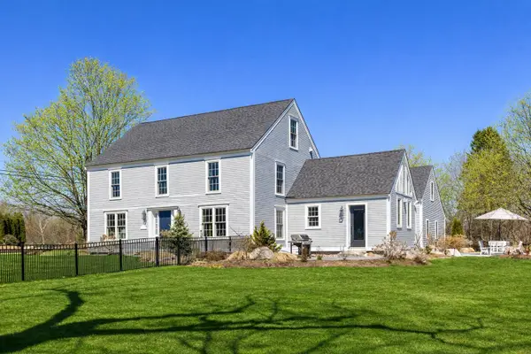 24 Great Bay Road, Greenland, NH 03840