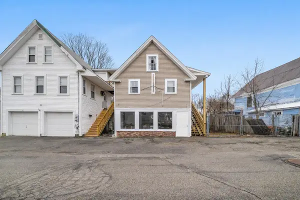 13 Mechanic Street, Farmington, NH 03835