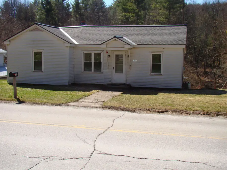 2122 Vt. Route 140 Highway, Poultney, VT 05764 - #2