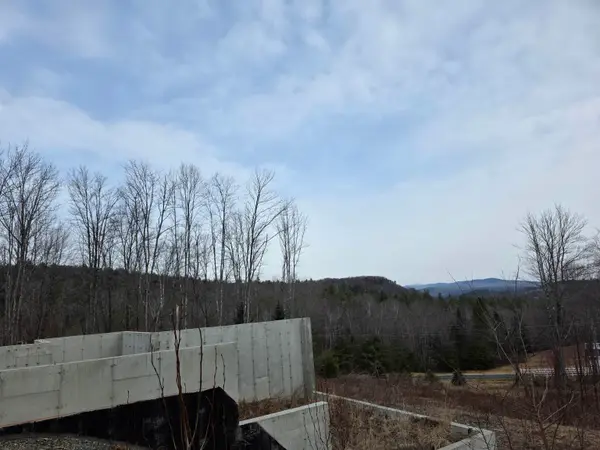 1095 Slate Ledge Road, Waterford, VT 05819