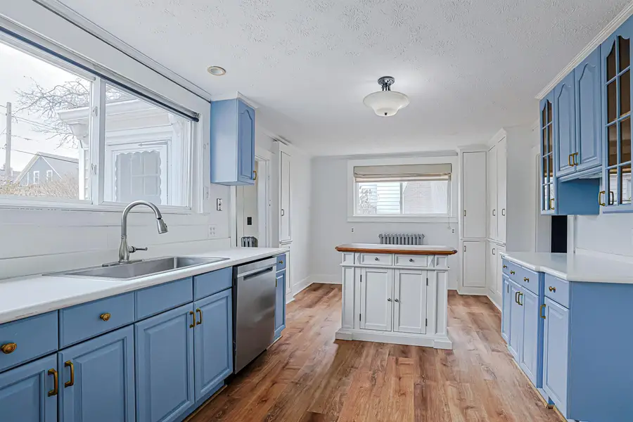 861 Beech Street, Manchester, NH 03104 - #3