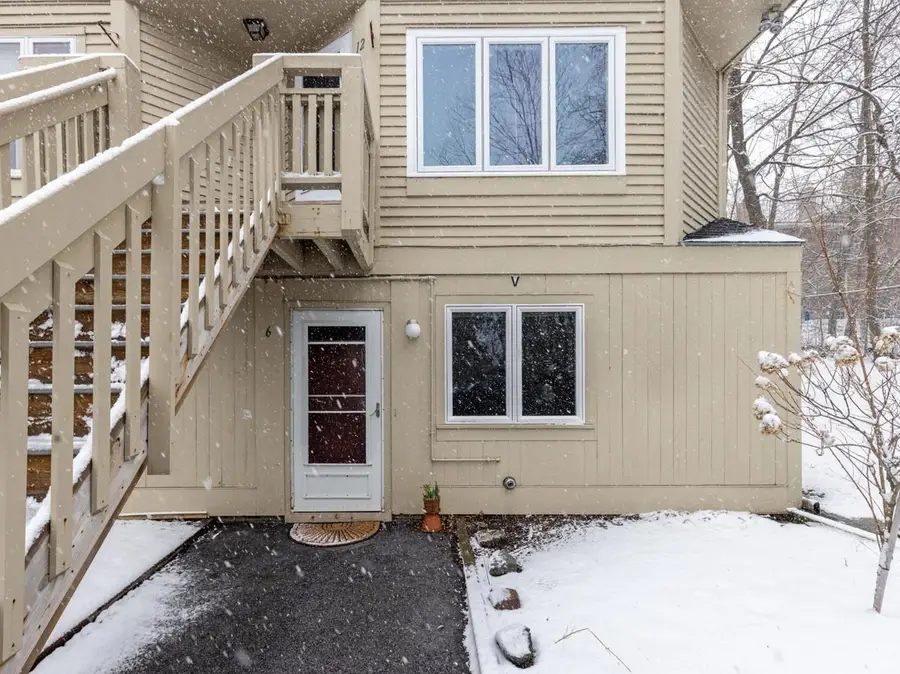 337 College Street #6, Burlington, VT 05401 - #2