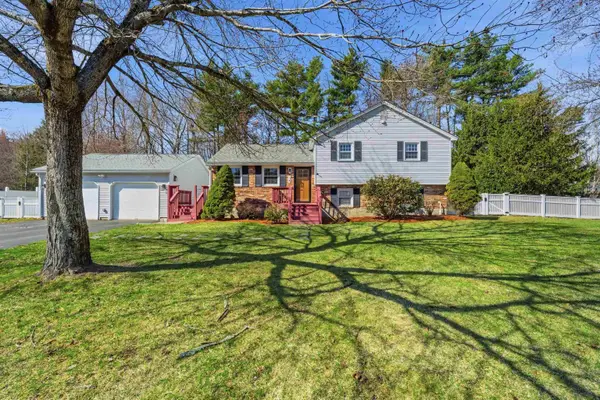 15 Clay Street, Merrimack, NH 03054