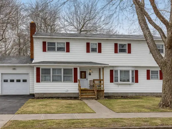 71 Lakewood Parkway, Burlington, VT 05408