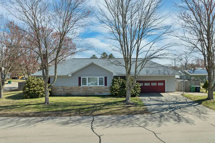 9 Dale Street, Nashua, NH 03060 - #2