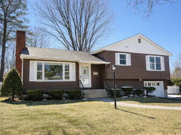 112 Abnaki Avenue, Essex Junction, VT 05452