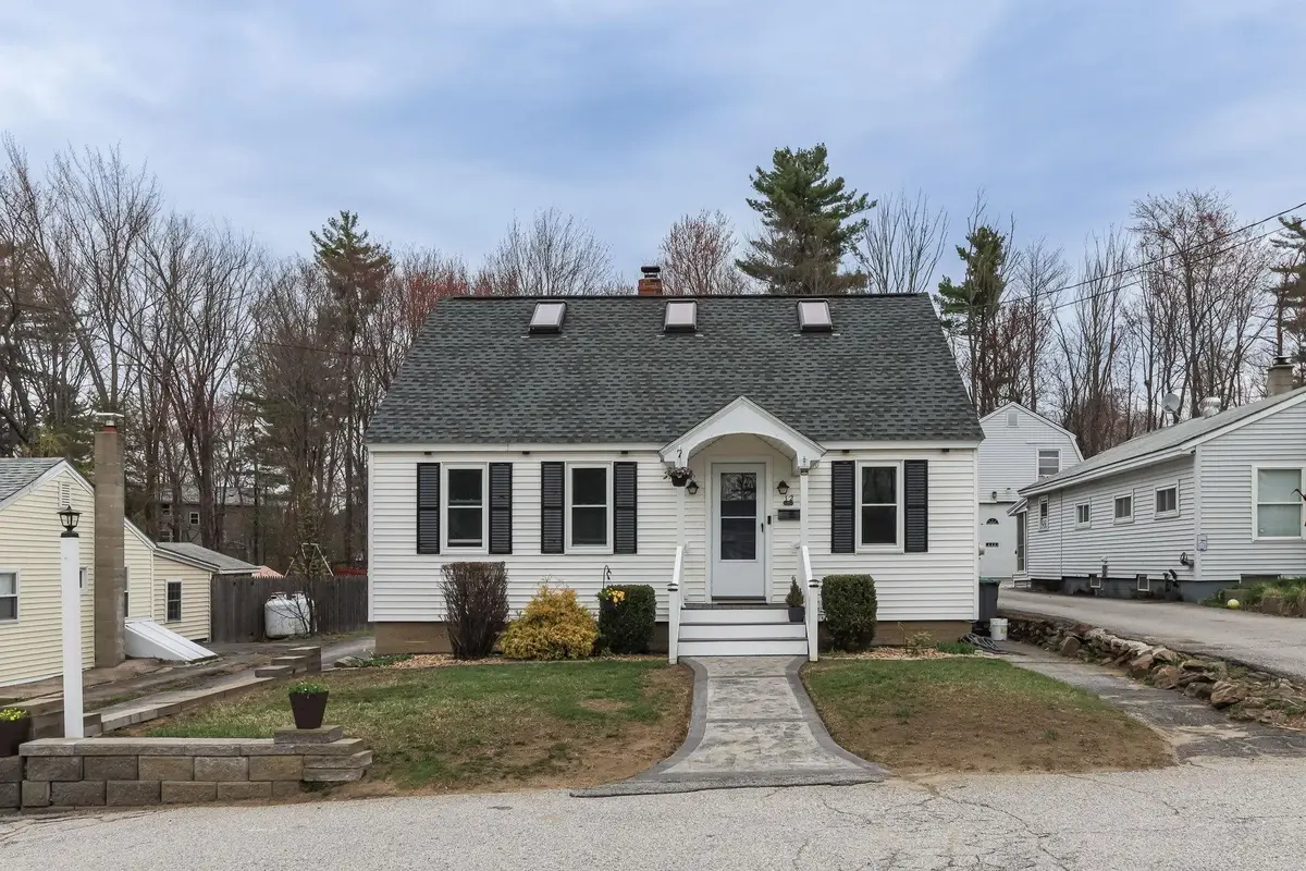 12 Lindy Street, Pembroke, NH 03275 - #1