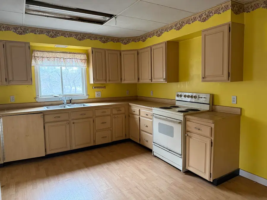 539 River Street, Fair Haven, VT 05743 - #2