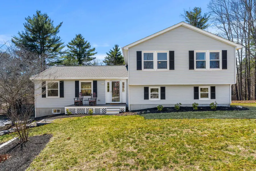 8 Muirfield Drive, Stratham, NH 03885 - #2
