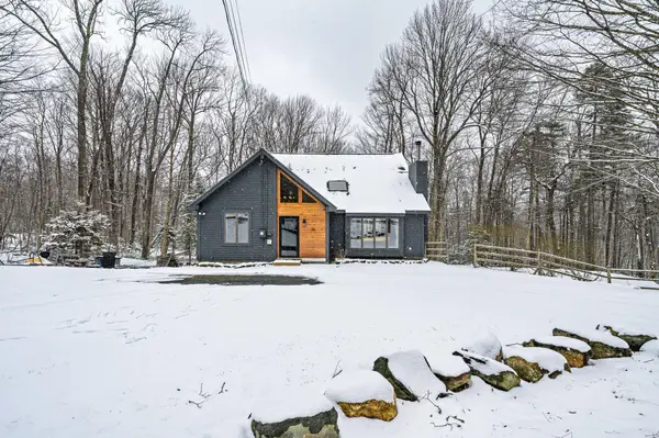 36 Buckboard Drive, Dover, VT 05356