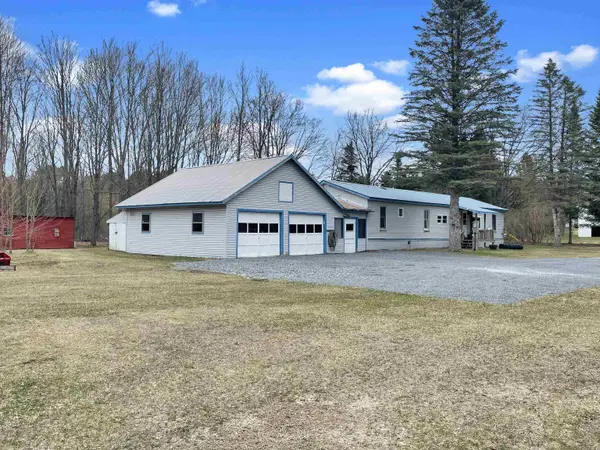 68 Frontage Road, Highgate, VT 05459
