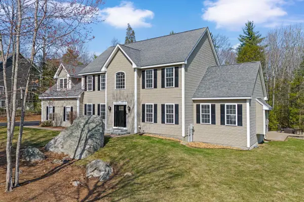 23 Tamar Drive, Goffstown, NH 03045