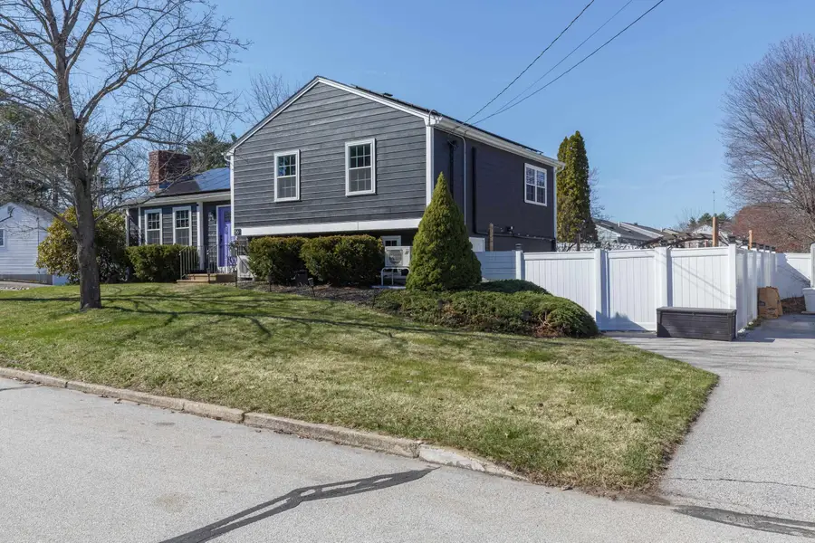 56 Hazelton Court, Manchester, NH 03103 - #3