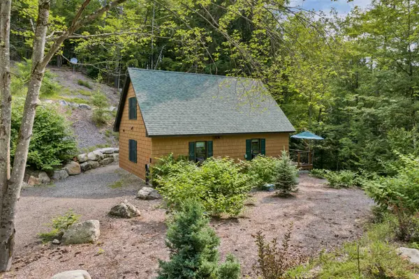 479 River Road, Bridgewater, NH 03222