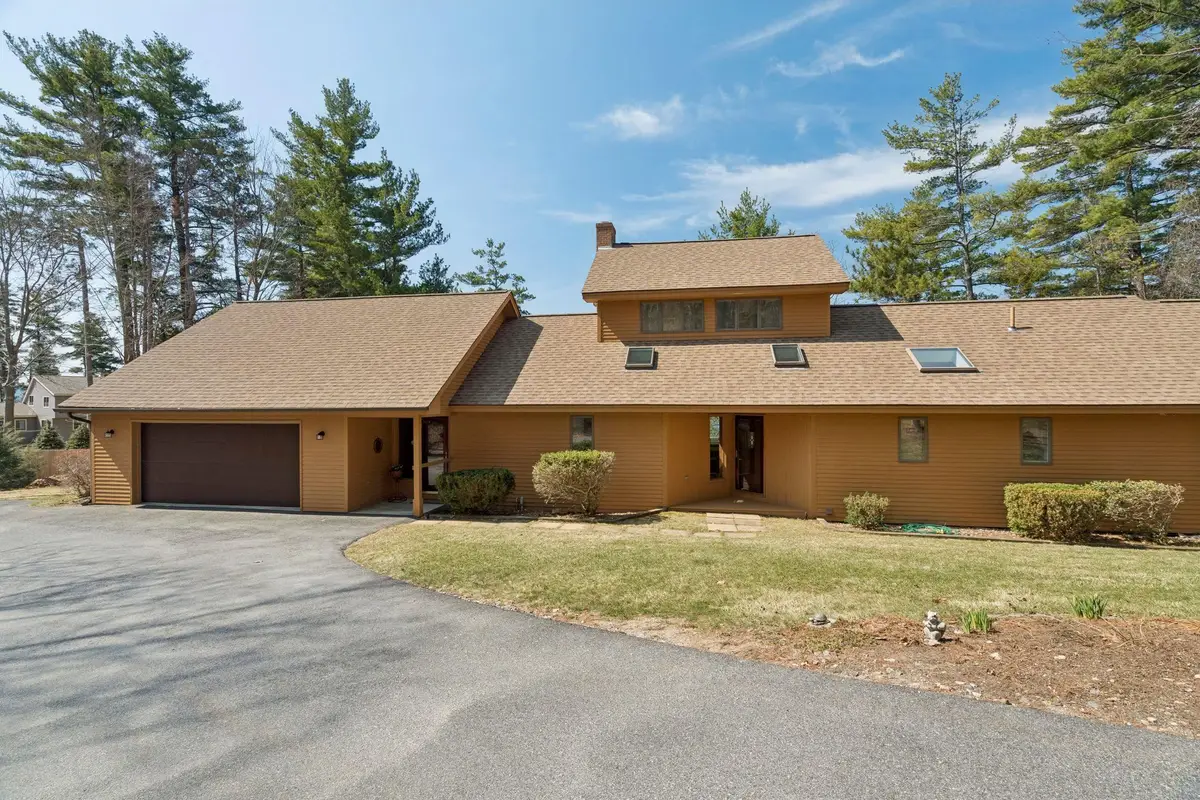 9 Umbrella Point, Wolfeboro, NH 03894 - #1
