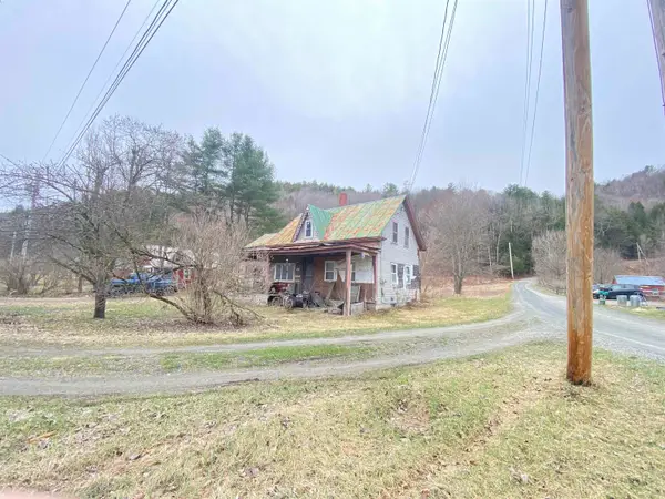 136 Store Hill Road, Bethel, VT 05032